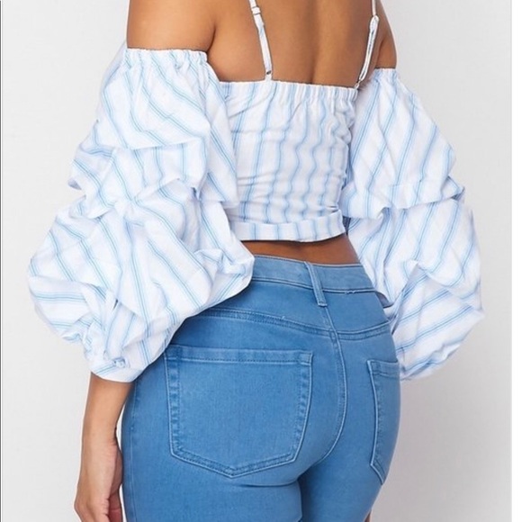 Yellow/tan top - Picture 2 of 2